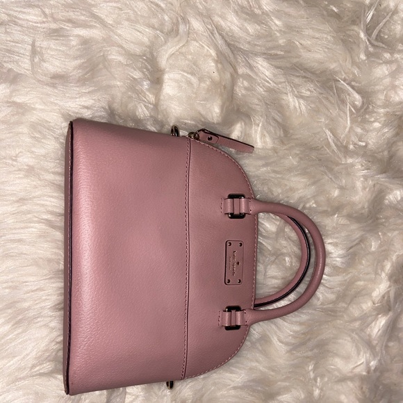Kate Spade purse - Picture 1 of 3